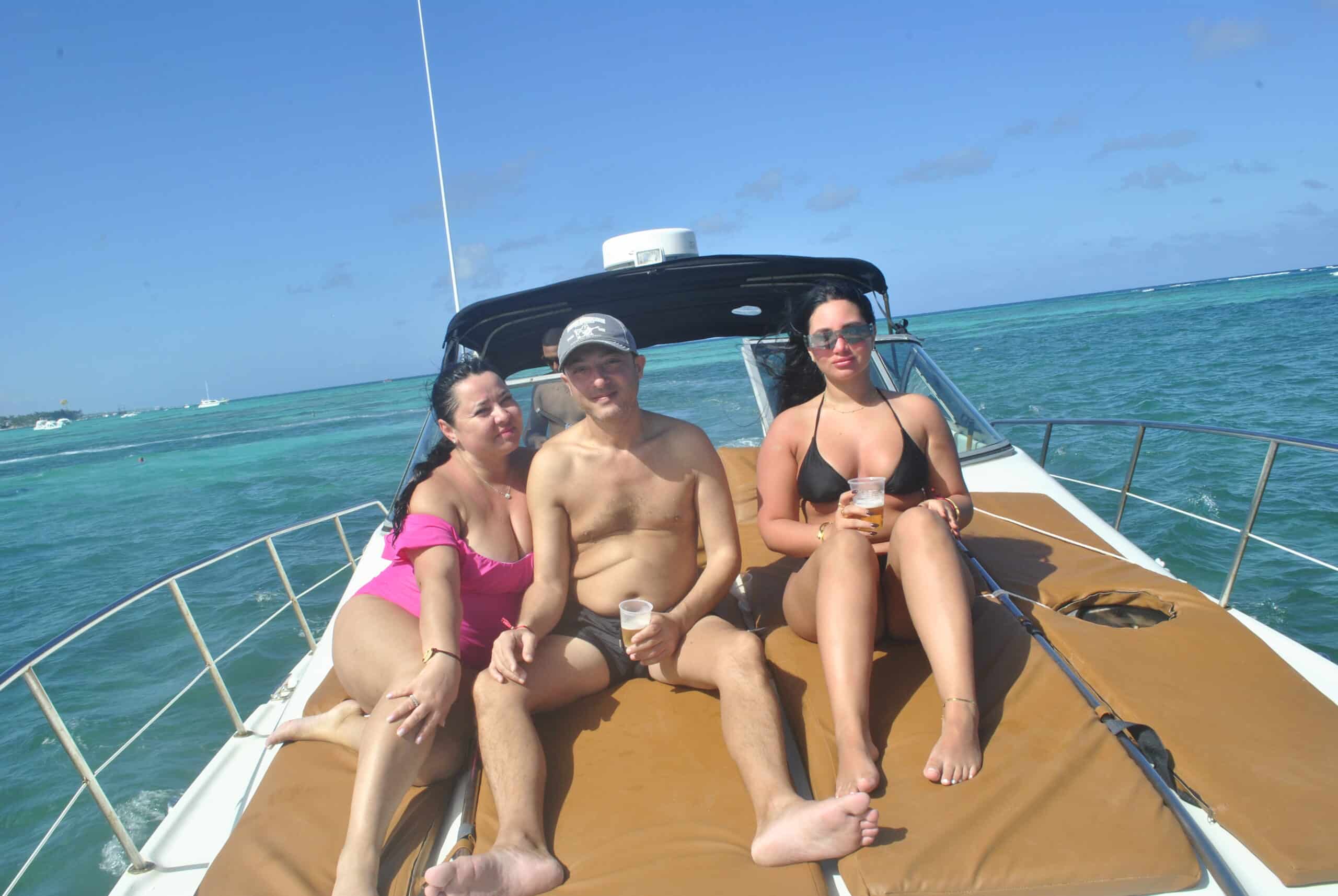 yacht tour punta cana